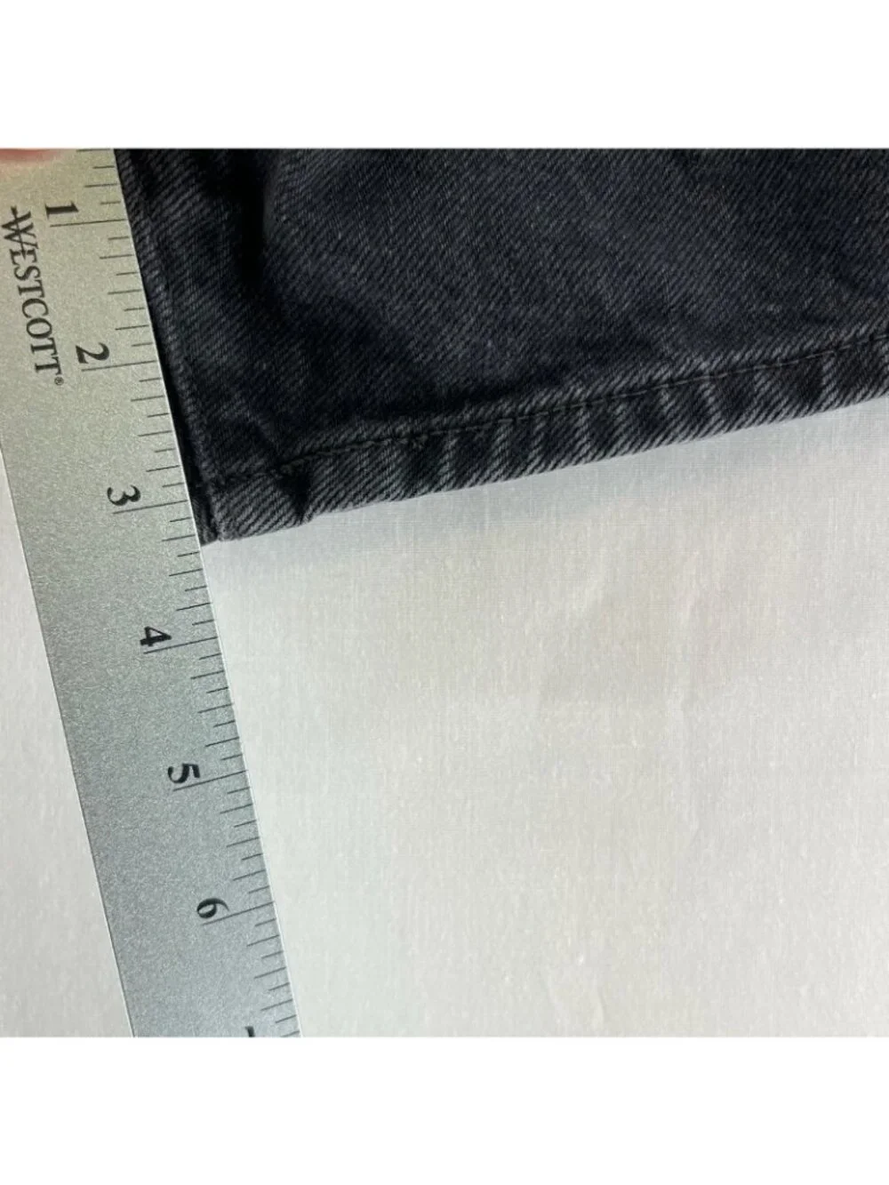 Levi's High Waisted Mom Shorts Womens 25 Denim High Rise Zipper Fly Washed Black